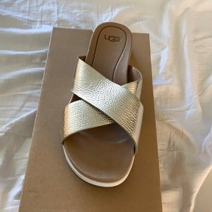 Ugg Kari sandal 9